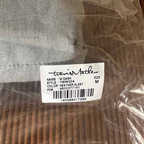 Travis Mathew Top of the Line Vest, Heather Sleet M - Picture 3 of 3